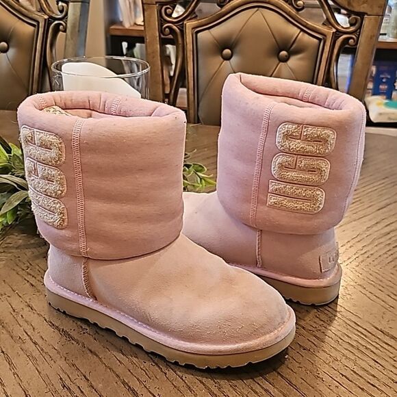 Classic short fur jersey cozy UGG size 7 light pink - Picture 1 of 12